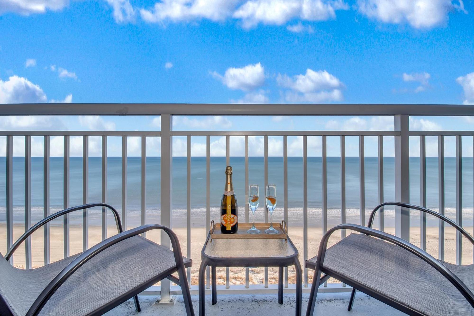Oceanfront Work From Here Central Location! 1157 Myrtle Beach Exteriér fotografie